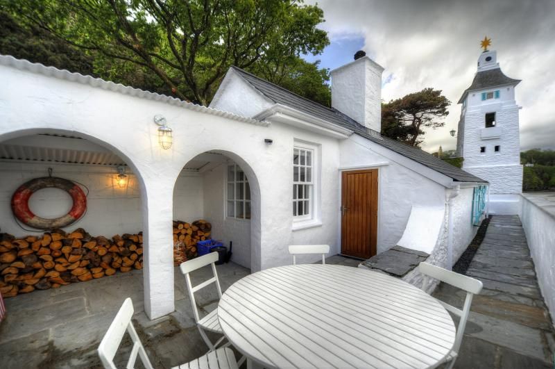 BYTHYNNOD HUNAN-ARLWY